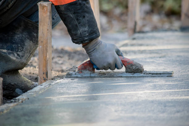 Best Custom Concrete Contractor  in Maynardville, TN